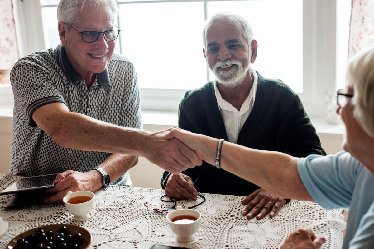 Investir dans une résidence senior : faut-il acheter dans une résidence ?