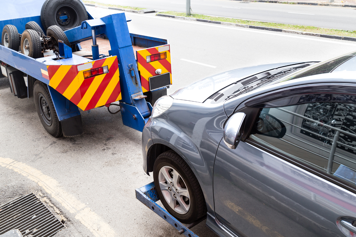 Véhicule en fourrière : conséquences du non-respect des règles de permis de conduire