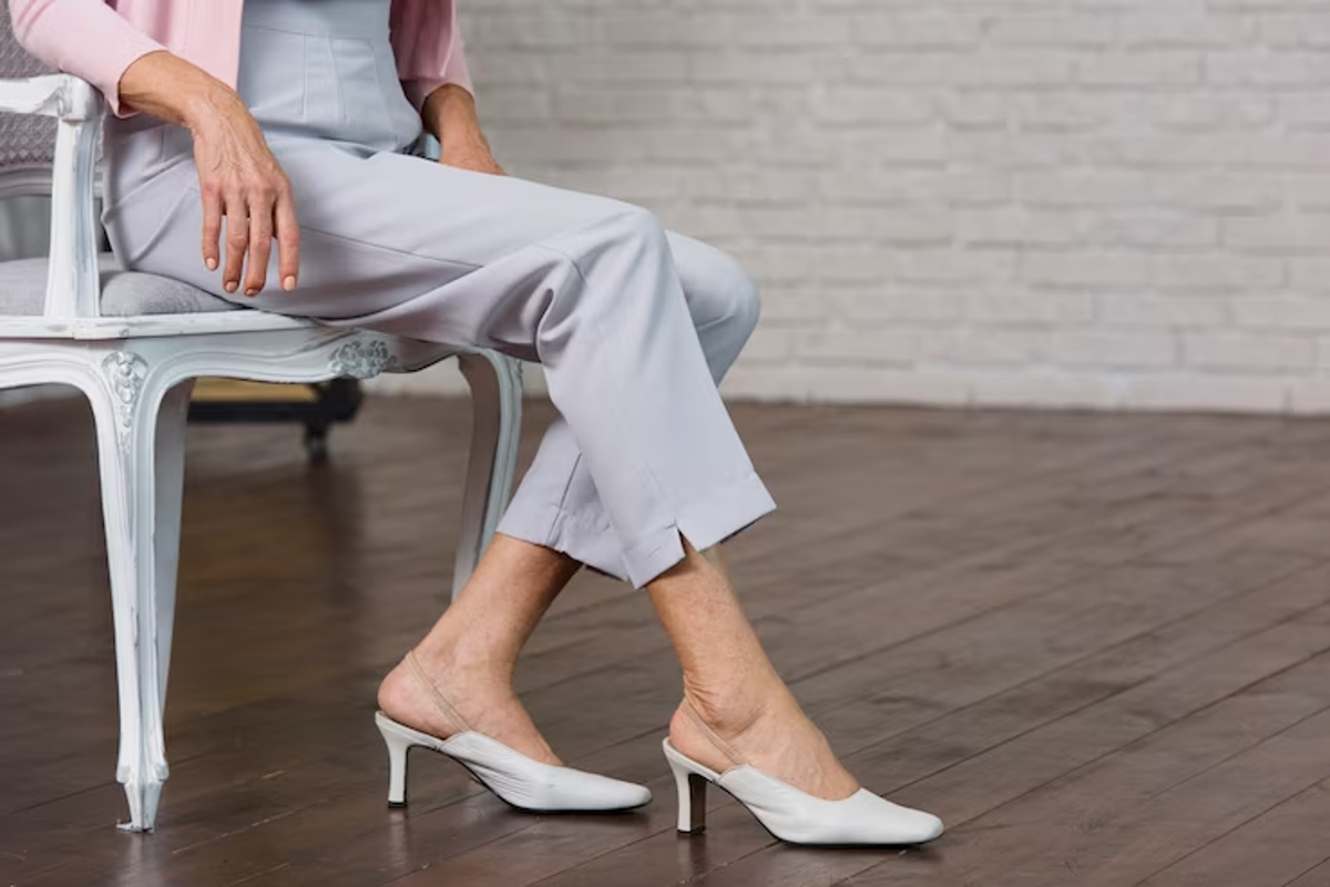 Chaussures pour femmes seniors : choisir le modèle parfait pour vos pieds