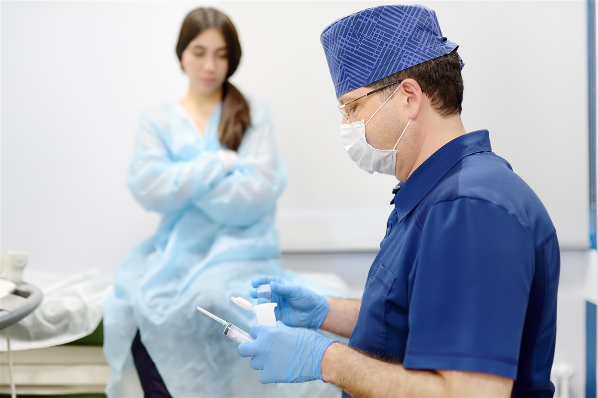 déroulement d'une biopsie du col