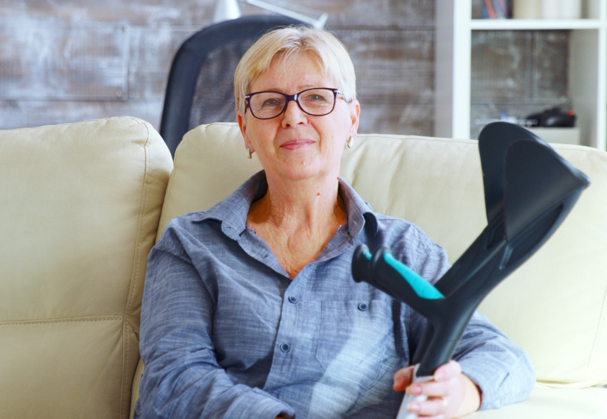 Fauteuil électrique pour personne âgée : Tout savoir avant d’en acheter un