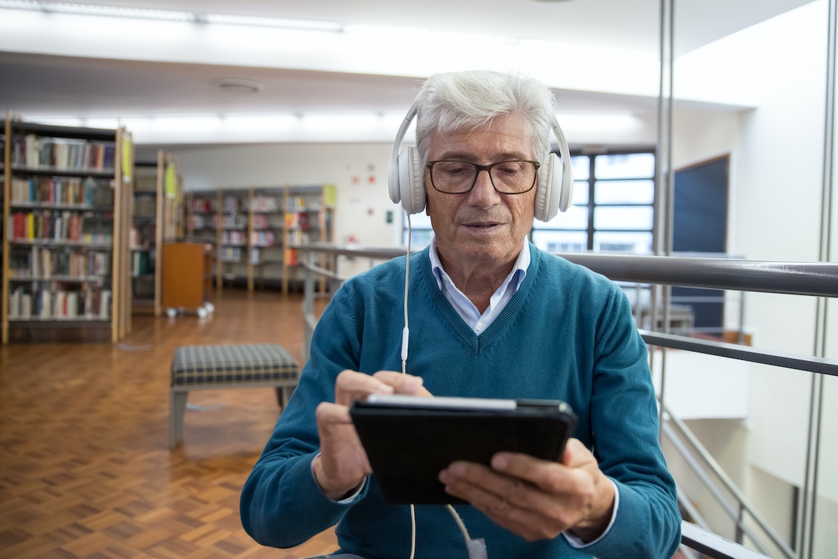 Tablette pour senior : les meilleures options pour une utilisation simple et pratique